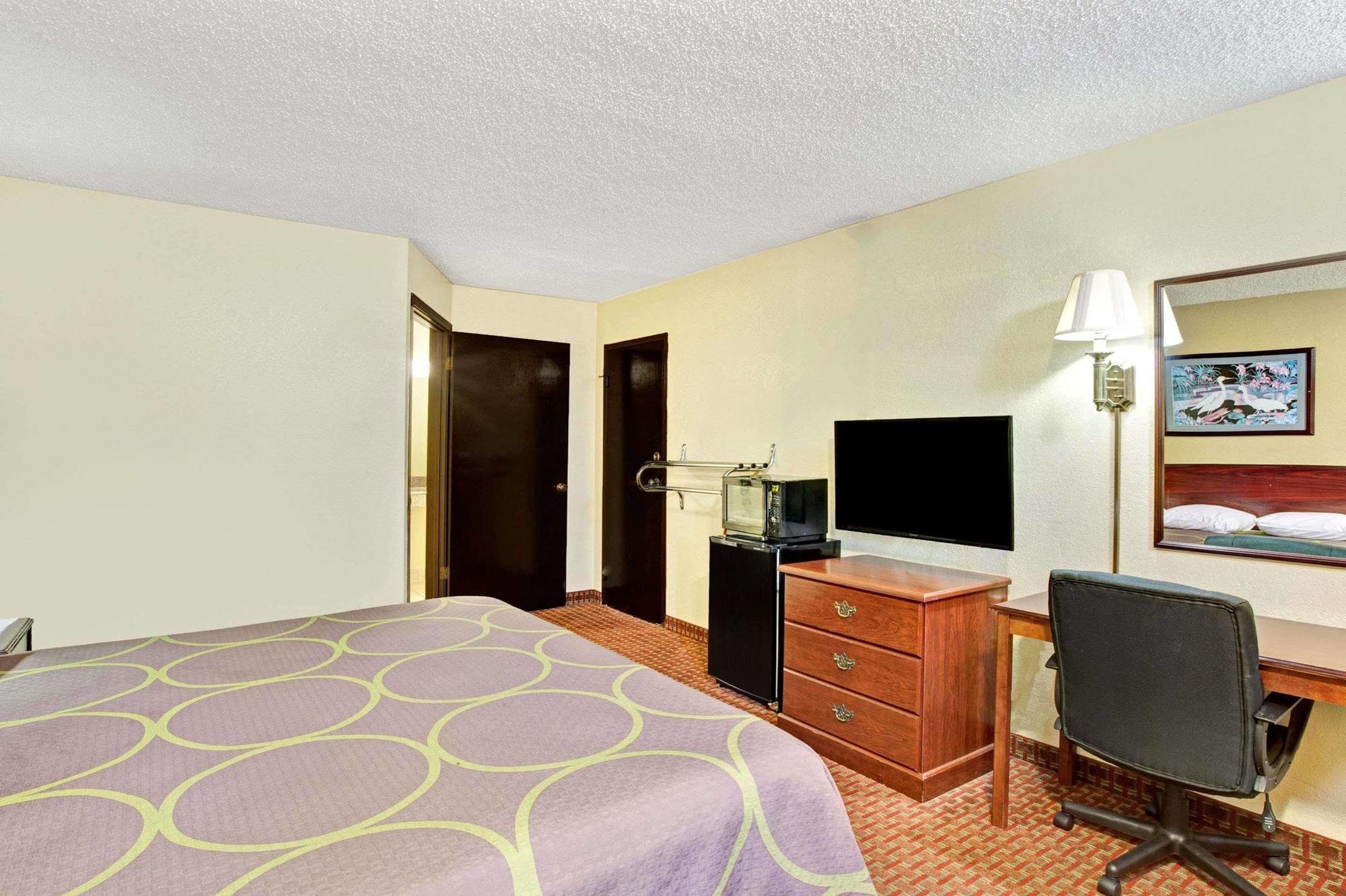 Hotel Super 8 By Wyndham Shawnee Exterior foto